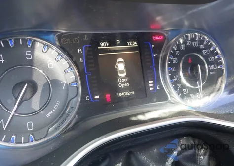 2015 Chrysler 200 Limited из США, поврежденный, VIN 1C3CCCABXFN700825